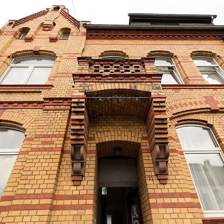 Amsterdam - Chillinghouse # 6, 3 Min. Vom Ice, Netflix, Garten Apartment Siegburg