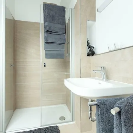 Amsterdam - Chillinghouse # 6, 3 Min. Vom Ice, Netflix, Garten